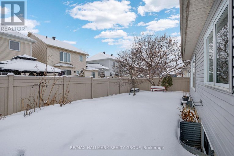 29254437/813-galleria-circle/avalon-east/ottawa/ontario/K4A4Z4_47