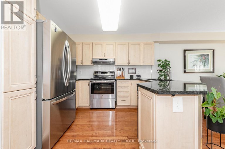 28749902/261-parkrose-private/chatelaine-village/ottawa/ontario/K4A0N8_19