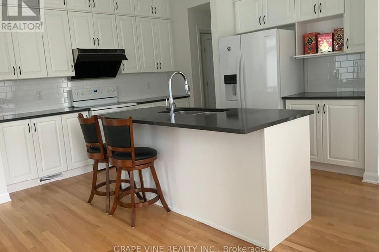28516306/22-dalkey-way/half-moon-bay/ottawa/ontario/K2J6V5_8