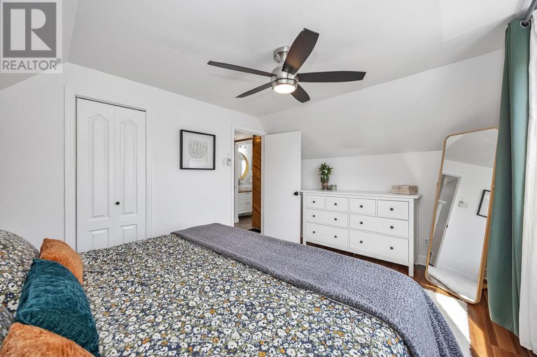 28867901/353-spartan-avenue/vanier/ottawa/ontario/K1K1J6_19