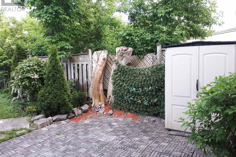 29306612/477-booth-street/west-centre-town/ottawa/ontario/K1R7L1_41