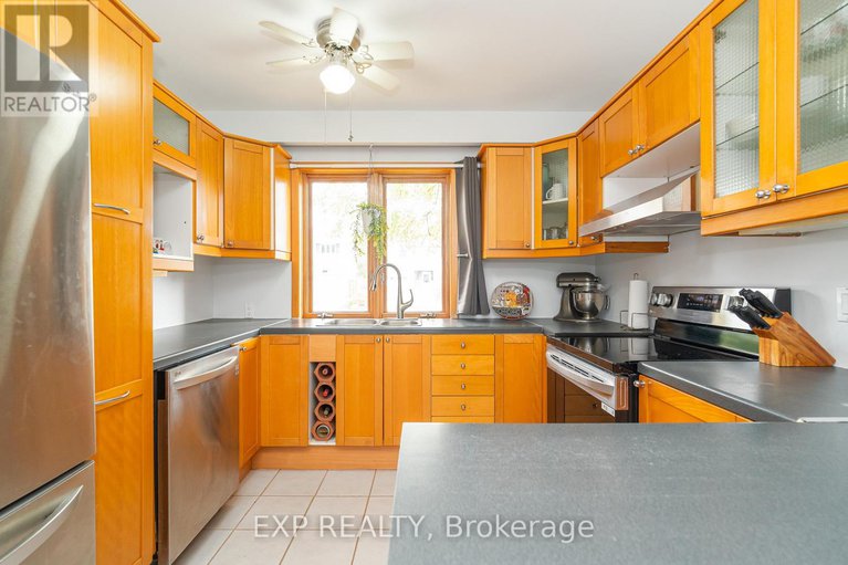 28989665/22-rickey-place/glencairnhazeldean/ottawa/ontario/K2L2E3_7