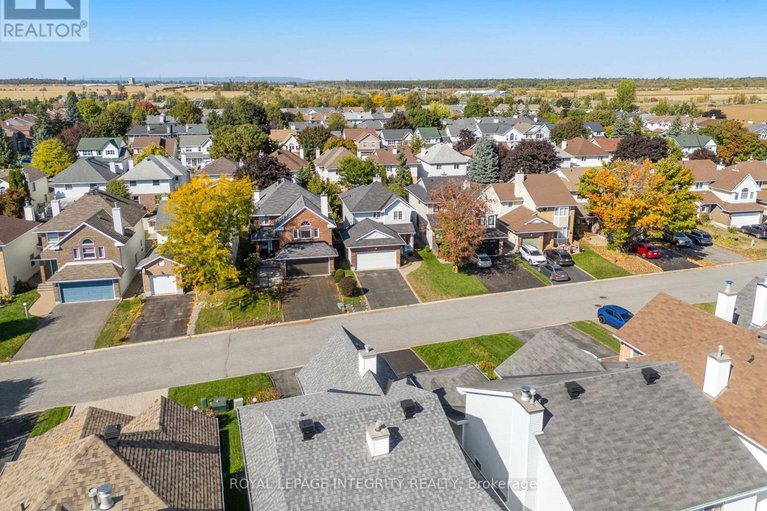 28939394/11-royal-field-crescent/longfields/ottawa/ontario/K2J4G1_45
