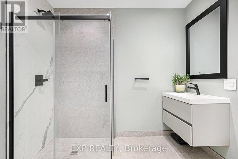 28990243/608-byron-avenue/mckellarhighland/ottawa/ontario/K2A0E5_37