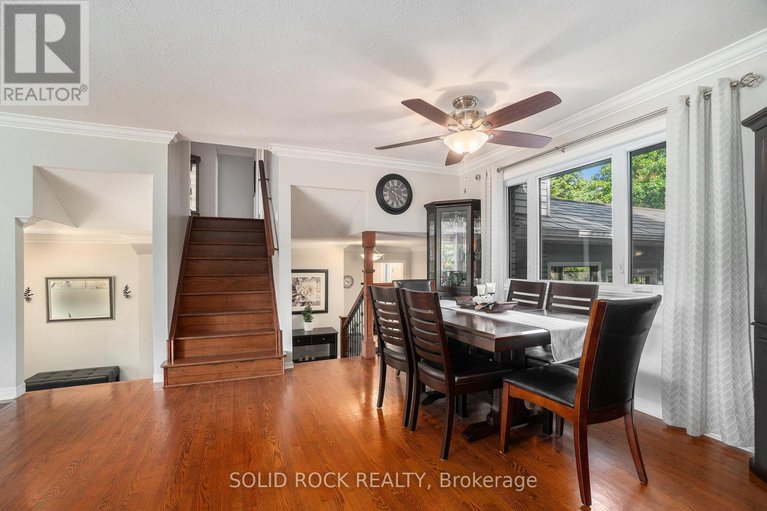 28943108/2278-russland-road-e/russell-twp/russell/ontario/K0A3H0_4