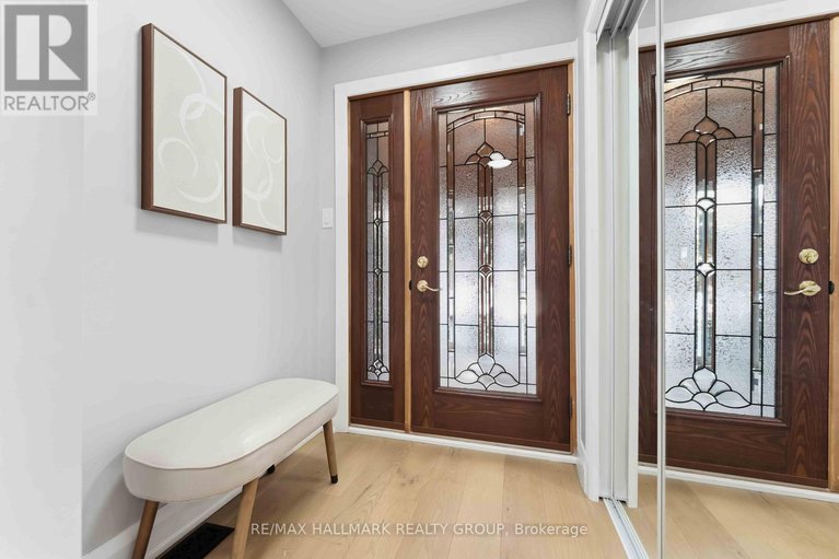 29650101/19-kingsford-crescent/beaverbrook/ottawa/ontario/K2K1T5_2