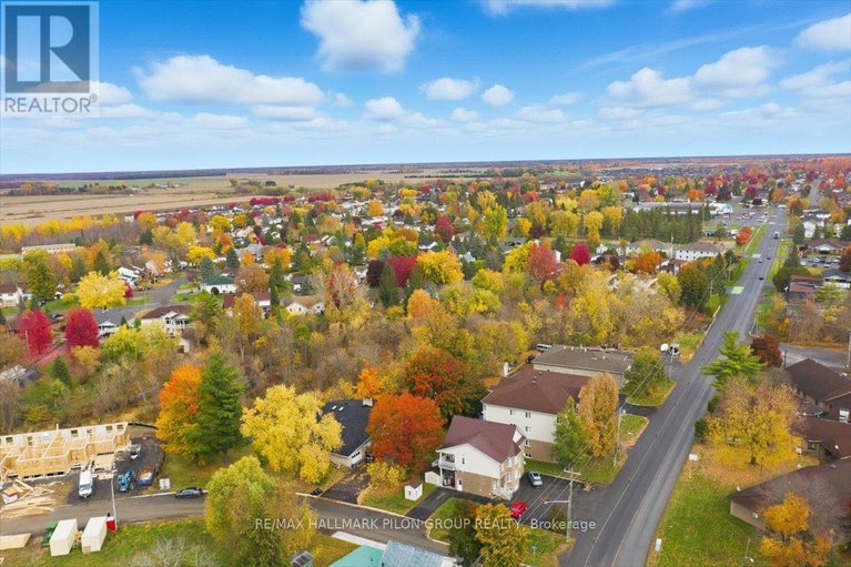 29024439/100-902-notre-dame-street/embrun/russell/ontario/K0A1W0_15