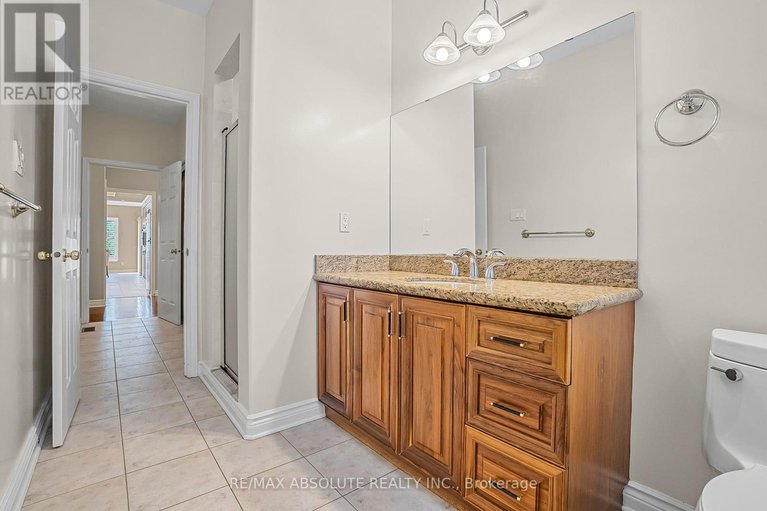 28668574/1513-apeldoorn-avenue/carleton-heights/ottawa/ontario/K2C1V2_33