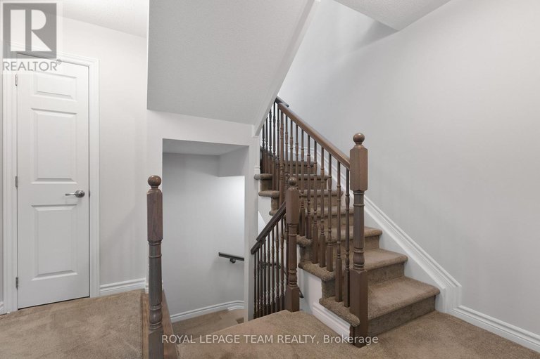 28814847/75-563-ozawa-private/cfb-rockcliffe-and-area/ottawa/ontario/K1K4Z9_20