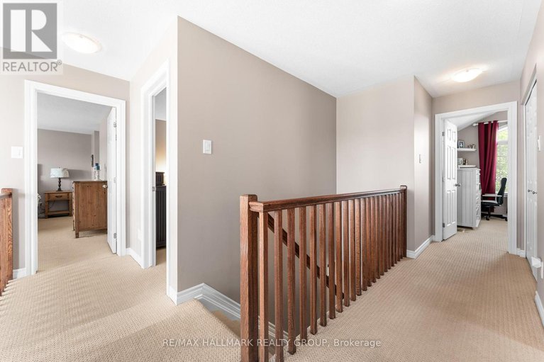 28777337/182-felicity-crescent/mer-bleuebradley-estatesanderson-park/ottawa/ontario/K1W0C2_18