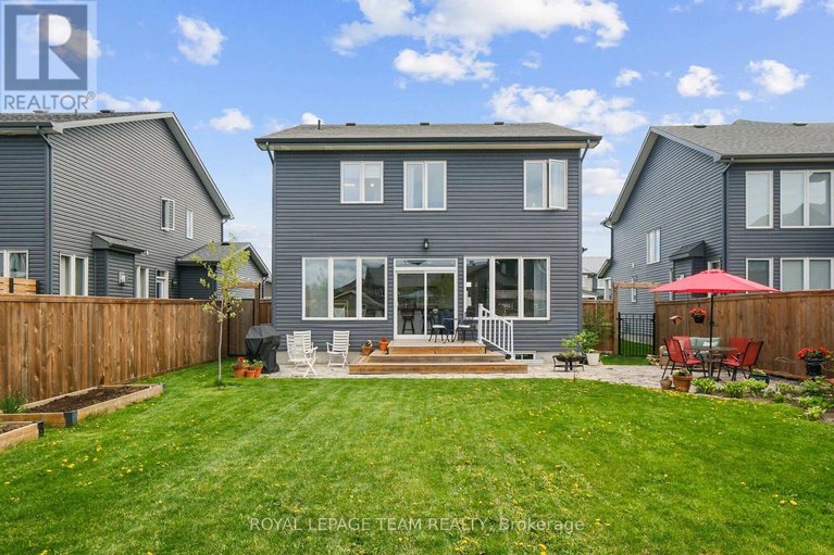 28427098/240-boyd-street/carleton-place/carleton-place/ontario/K7C0H3_46