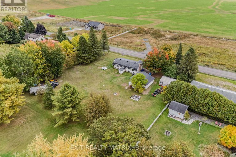 28913280/1895-clark-road/clarencerockland-twp/clarence-rockland/ontario/K4K1K7_37
