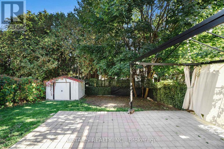 28954337/13-willowview-way/on-the-green/ottawa/ontario/K2J2P7_22