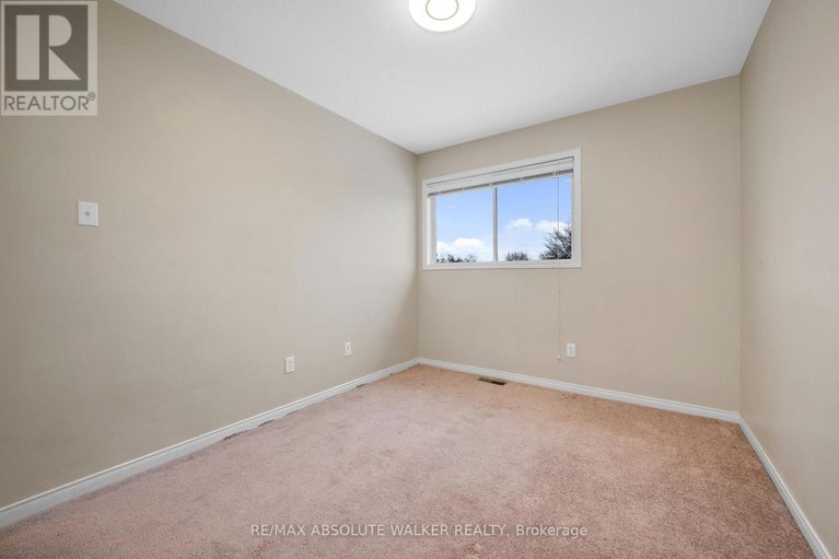 29164977/1679-greywood-drive/chateauneuf/ottawa/ontario/K1C4W3_22