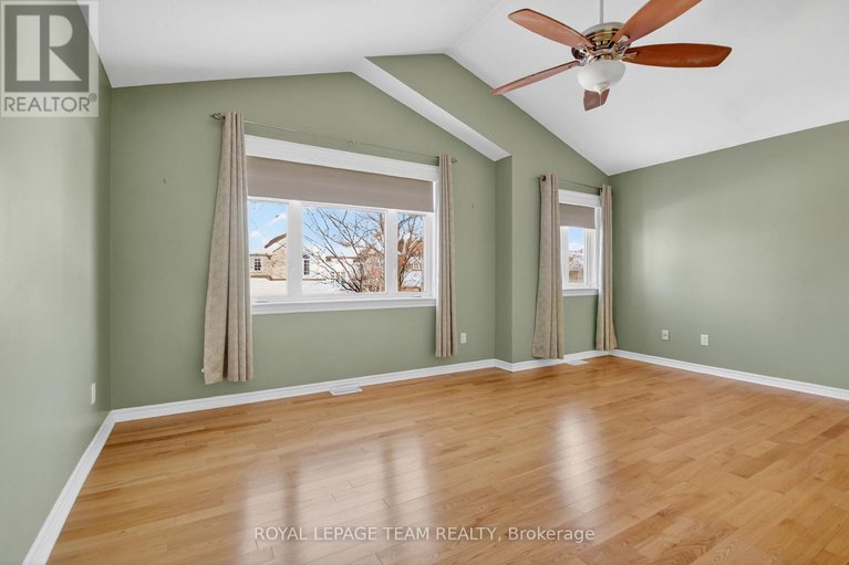 29182654/59-polo-lane/emerald-meadowstrailwest/ottawa/ontario/K2M2Y4_22