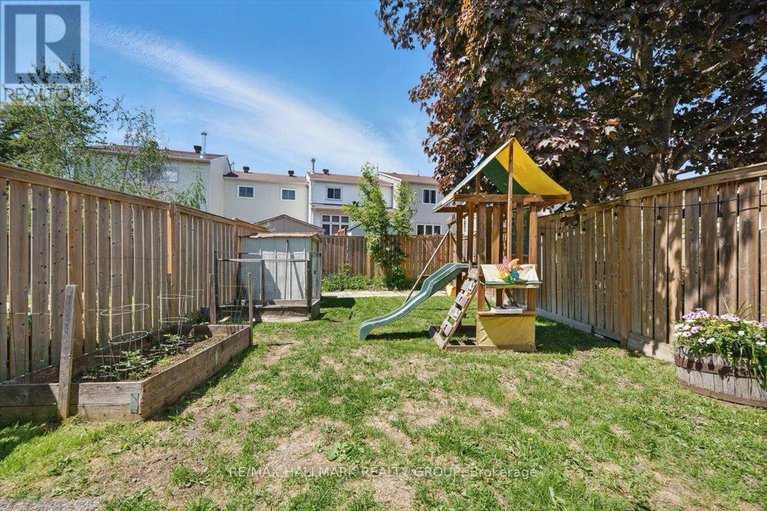 28376858/2083-sacramento-drive/fallingbrookgardenway-south/ottawa/ontario/K4A3L2_29