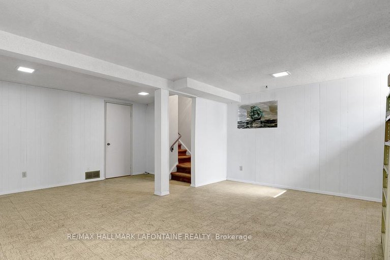 29638874/46-890-cahill-drive-w/hunt-club/ottawa/ontario/K1V9A4_25