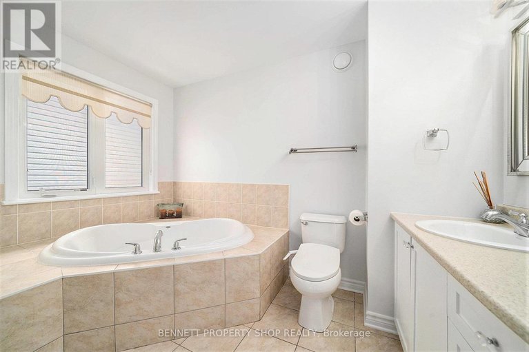 28963476/167-portrush-avenue/longfields/ottawa/ontario/K2J5J4_13