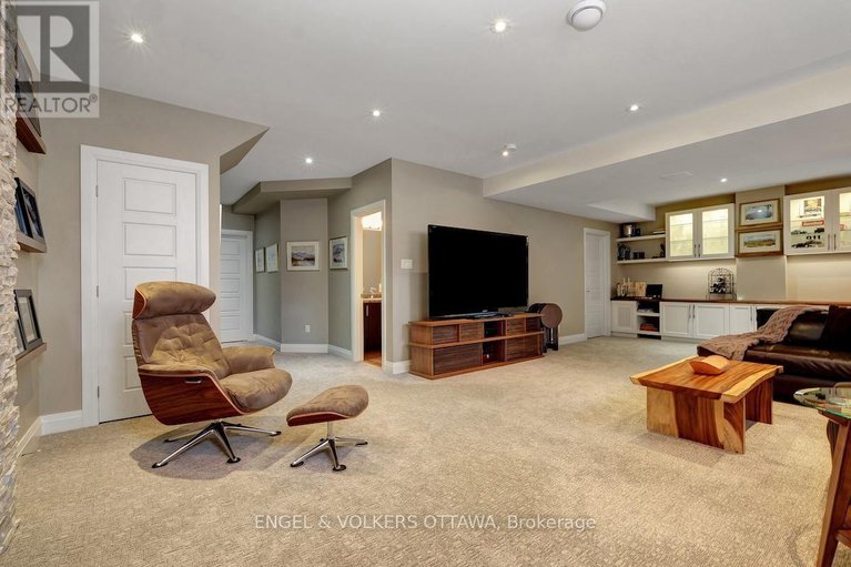 29353199/3681-eureka-avenue-e/blossom-parkleitrim/ottawa/ontario/K1T1L5_32