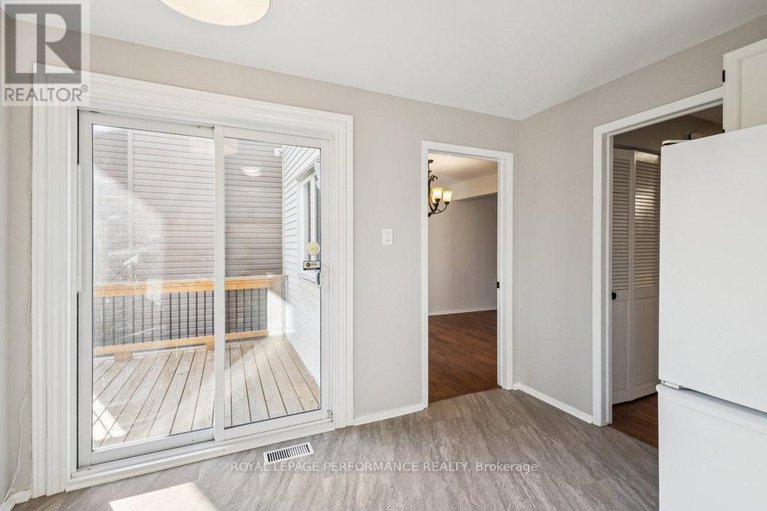 29029572/8-gillespie-crescent/hunt-club-woods/ottawa/ontario/K1V9X8_22