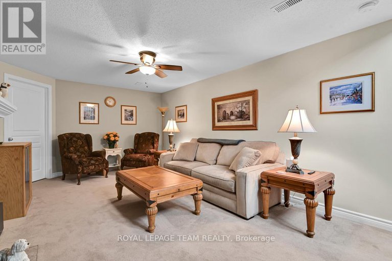 28433708/135-jersey-tea-circle/riverside-southgloucester-glen/ottawa/ontario/K1V2L3_29