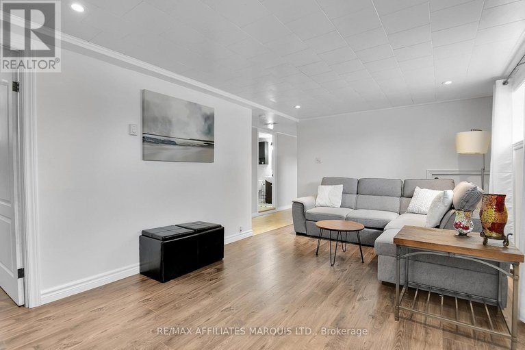 29417748/20391-park-crescent/south-glengarry-charlottenburgh-twp/south-glengarry/ontario/K0C1L0_22