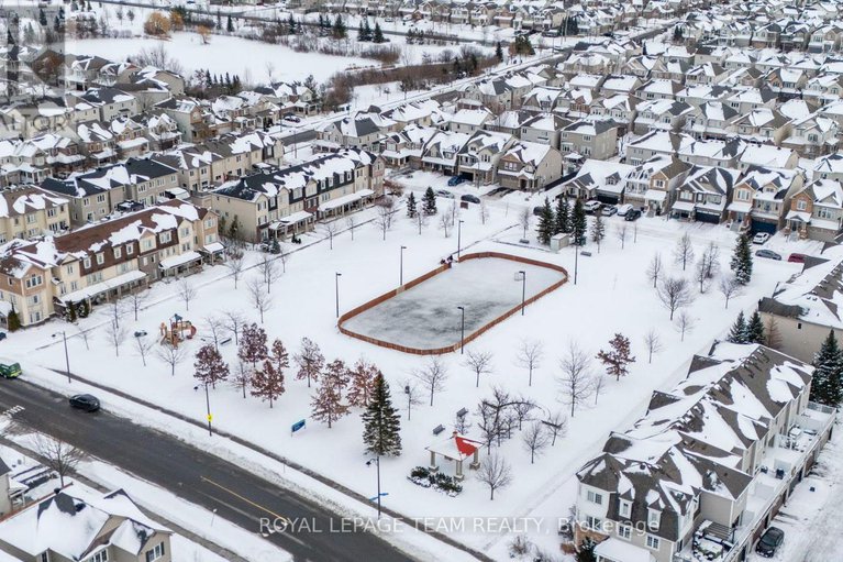 29282364/3022-freshwater-way/half-moon-bay/ottawa/ontario/K2J3V5_32