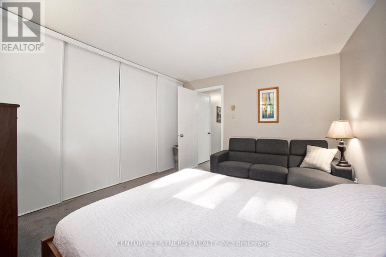 29019452/a-6706-jeanne-darc-boulevard-n/convent-glen-north/ottawa/ontario/K1C6E9_23