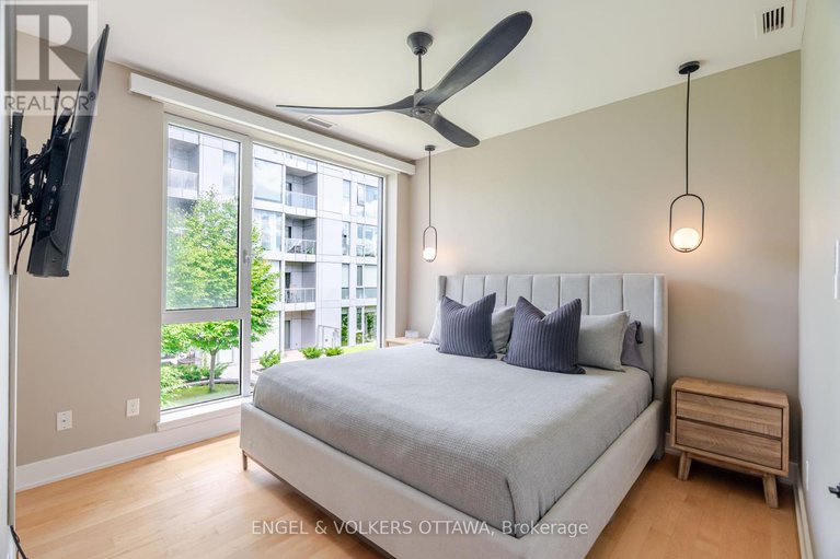 28647078/218-197-lisgar-street/ottawa-centre/ottawa/ontario/K2P0C3_26