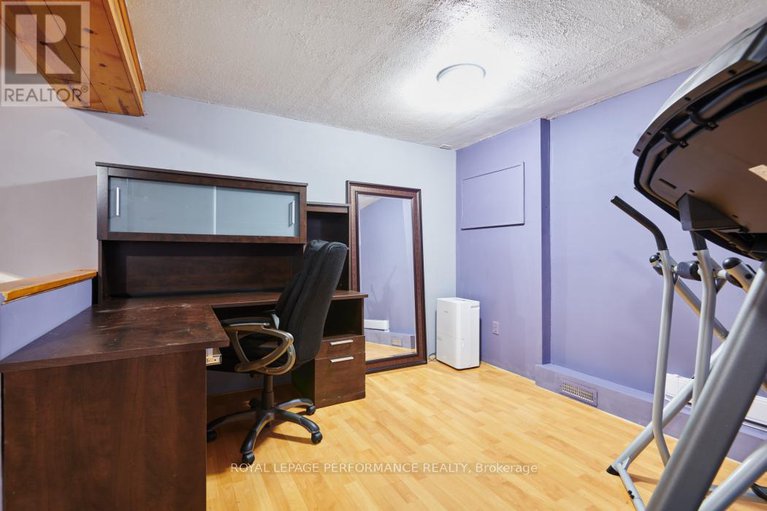 28412769/61-3344-uplands-drive/hunt-club/ottawa/ontario/K1V9R9_29