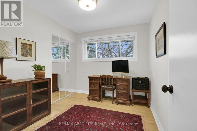 29679102/731-dovercourt-avenue/mckellarhighland/ottawa/ontario/K2A0W9_19
