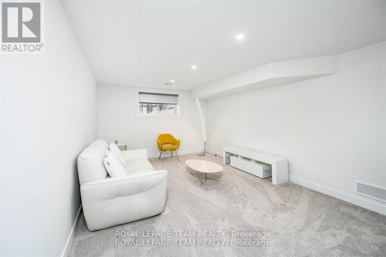 28271159/341-big-dipper-street/riverside-southgloucester-glen/ottawa/ontario/K4M0J3_32