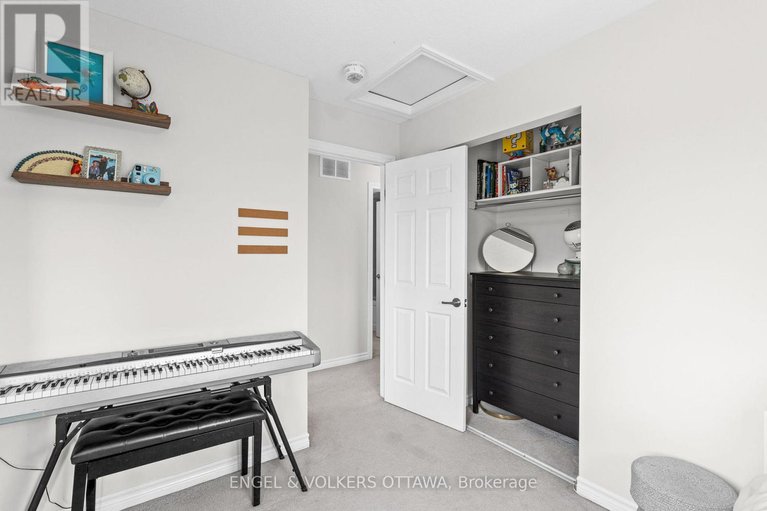 29055765/349-pumpkinseed-crescent/half-moon-bay/ottawa/ontario/K2J6K1_33