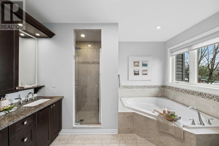 29624464/206-ancaster-avenue/woodroffe/ottawa/ontario/K2B5B3_22