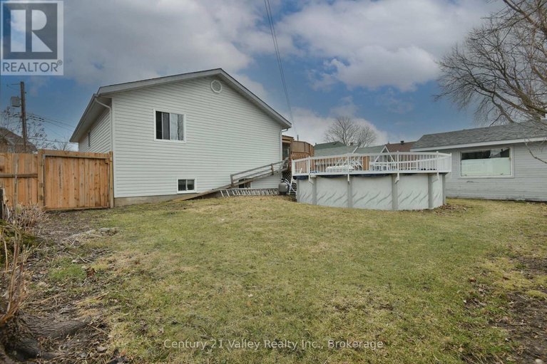 29618337/99-queen-street-n/renfrew/renfrew/ontario/K7V2A4_37