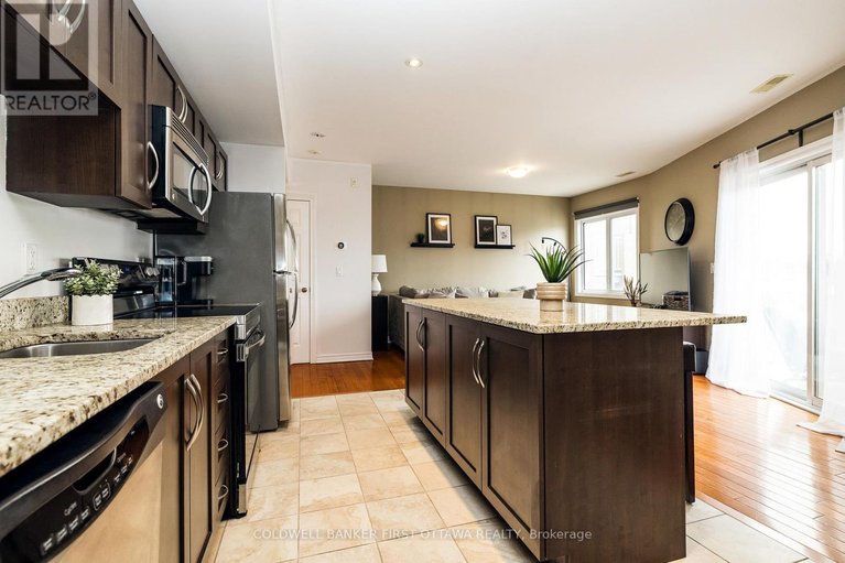 29497257/6-1210-mcwatters-road/queensway-terrace-southridgeview/ottawa/ontario/K2C3Y2_13