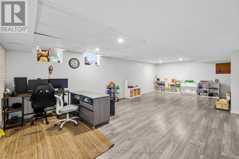 29159206/601-rosehill-avenue/stittsville-north/ottawa/ontario/K2S0K3_38