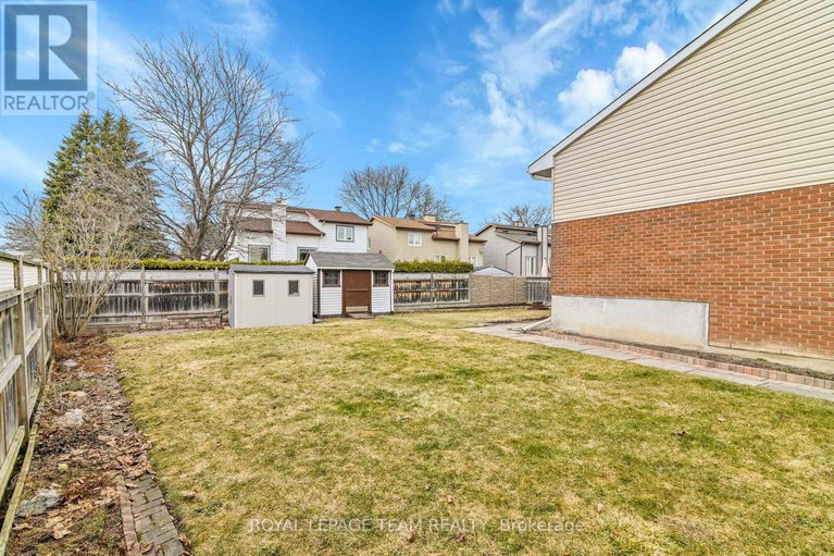 28179012/1728-smithers-crescent/chateauneuf/ottawa/ontario/K1C4X2_34