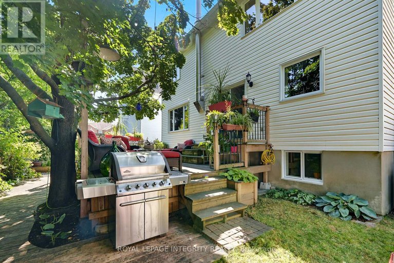 29381594/1456-michaelsem-street/chateauneuf/ottawa/ontario/K1C7C3_44