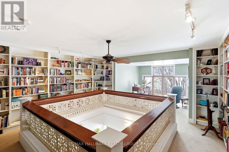 29571963/53-scrivens-street/britannia/ottawa/ontario/K2B8M6_35