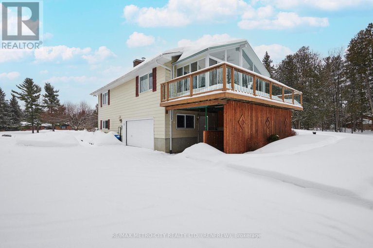 29410189/128-burns-drive/mcnabbraeside-twps/mcnabbraeside/ontario/K0A1G0_35