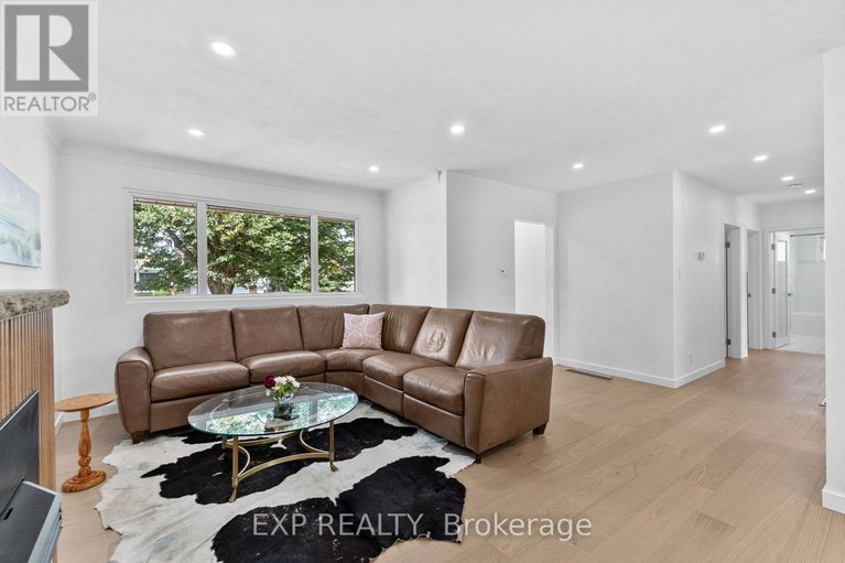 28804203/1502-farnsworth-avenue/alta-vista/ottawa/ontario/K1H7C3_6