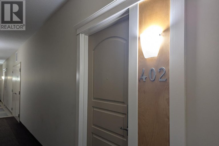 29432309/402-100-roger-guindon-avenue/riverview-park/ottawa/ontario/K1G3Z7_4