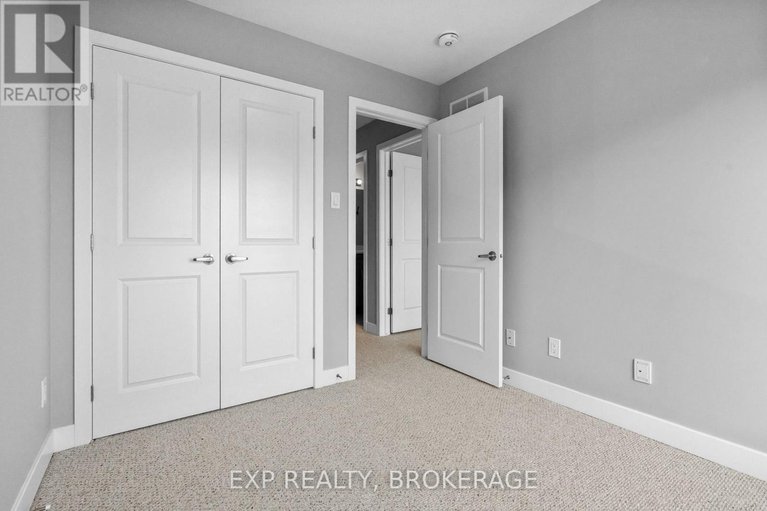 28882859/404-terravita-private/windsor-park-village/ottawa/ontario/K1V2R9_27