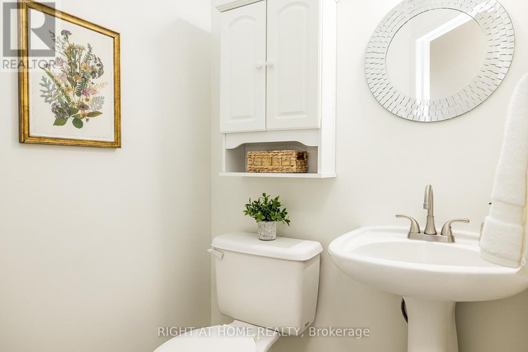 29233158/117-kincardine-drive/glencairnhazeldean/ottawa/ontario/K2V1B1_16