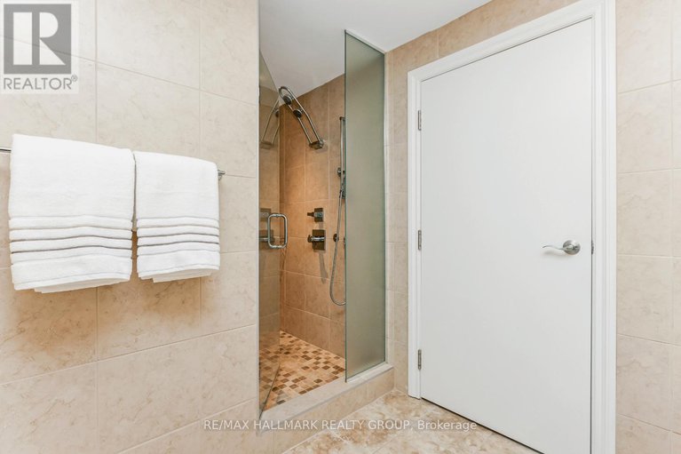 28613600/1404-90-george-street/lower-townbyward-market/ottawa/ontario/K1N0A8_19