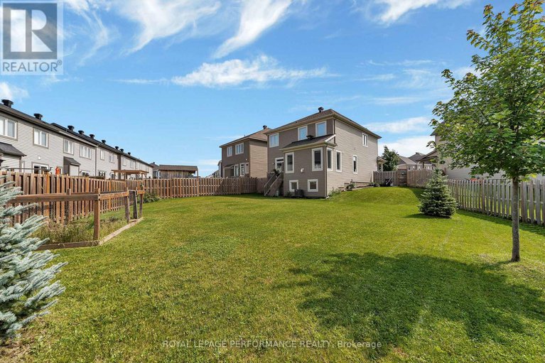 28871185/16-sweetbay-circle/stittsville-north/ottawa/ontario/K2S0W8_26