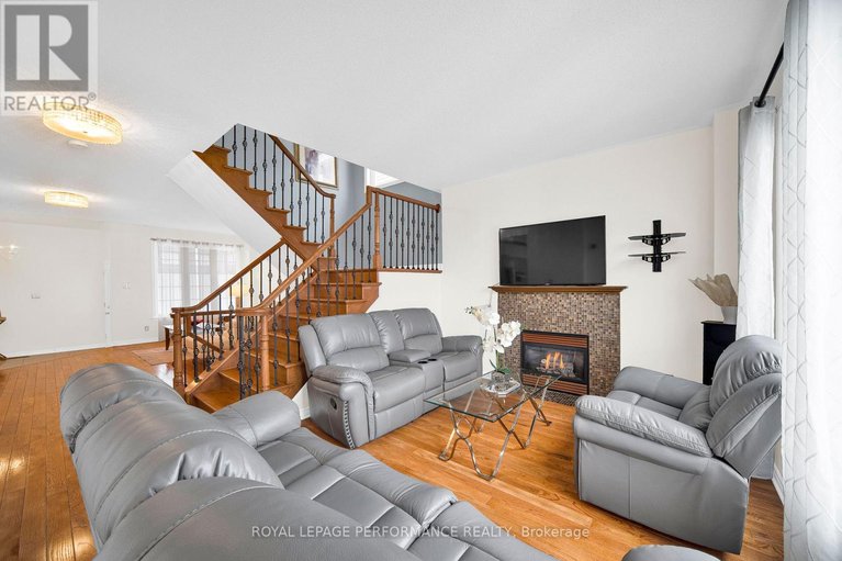 29608041/292-rustic-hills-crescent/springridgeeast-village/ottawa/ontario/K4A5A5_22