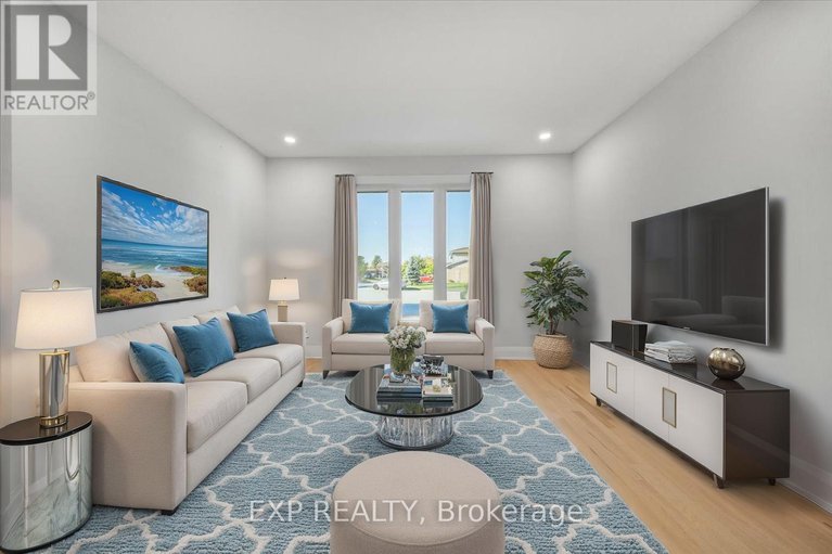 29043972/18-ivylea-street/craig-henrywoodvale/ottawa/ontario/K2G4X5_2