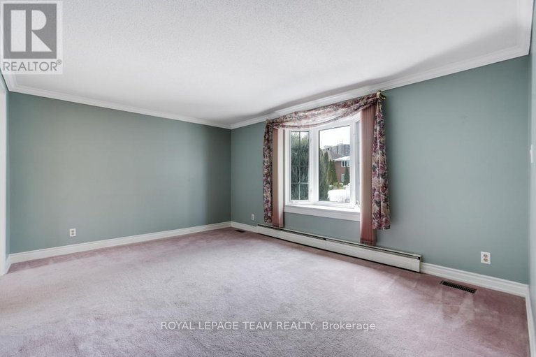 29514787/15-overlake-drive/borden-farmstewart-farmcarleton-heightsparkwood-hills/ottawa/ontario/K2E5V2_7